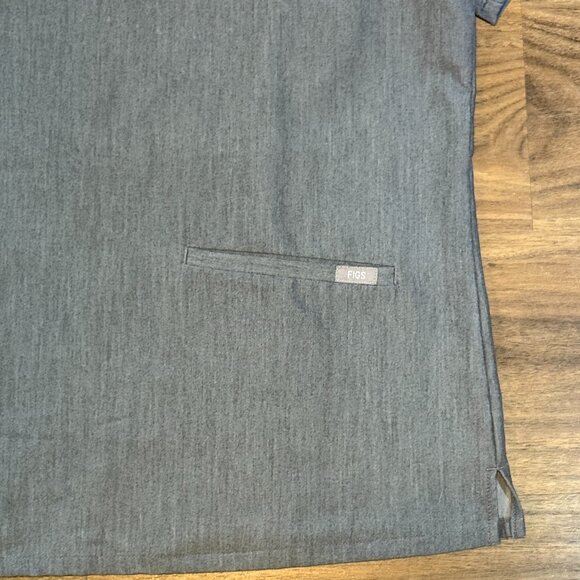 FIGS Scrub Top Women’s Size Large Gray Medical Uniform V-Neck Workwear - Picture 3 of 6